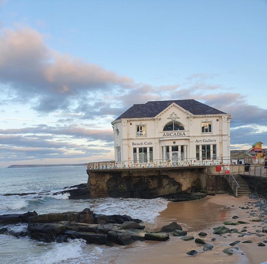 ポートラッシュCoastal Linksアパートメント エクステリア 写真